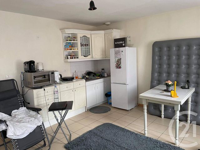 Afficher la photo en grand Appartement F2 à vendre - 2 pièces - 52.0 m2 - VILLENEUVE SOUS DAMMARTIN - 77 - ILE-DE-FRANCE - Century 21 Gp Immobilier