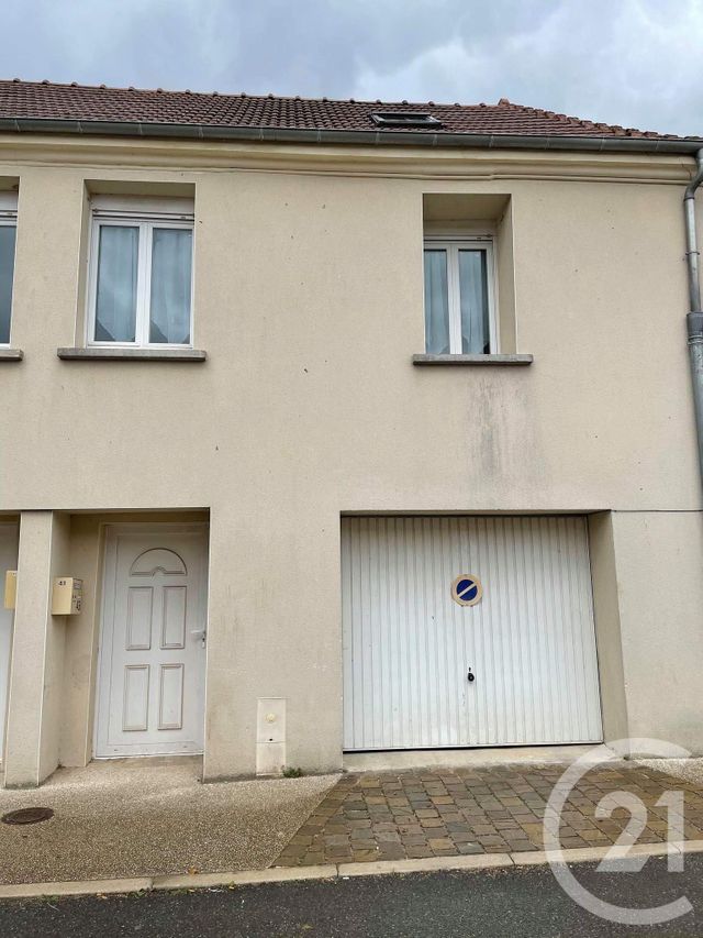 Afficher la photo en grand Appartement F2 à vendre - 2 pièces - 52.0 m2 - VILLENEUVE SOUS DAMMARTIN - 77 - ILE-DE-FRANCE - Century 21 Gp Immobilier