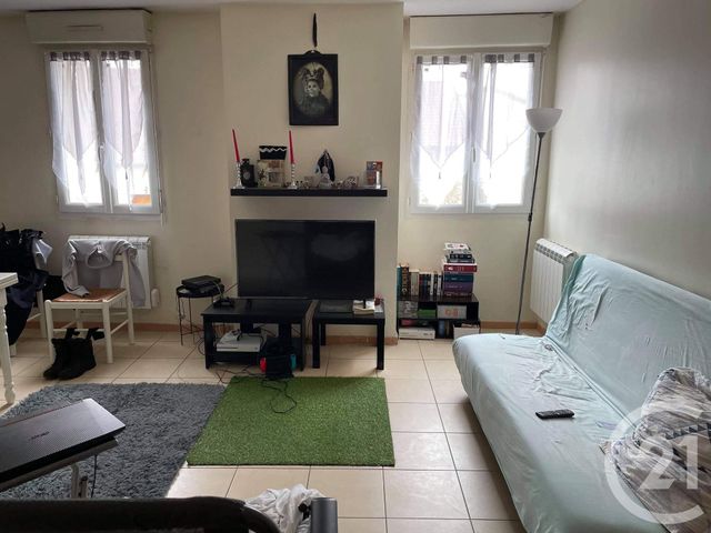 Afficher la photo en grand Appartement F2 à vendre - 2 pièces - 52.0 m2 - VILLENEUVE SOUS DAMMARTIN - 77 - ILE-DE-FRANCE - Century 21 Gp Immobilier
