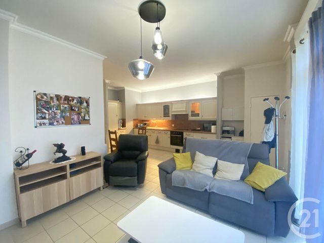 Afficher la photo en grand Appartement F3 à vendre - 3 pièces - 57.6 m2 - DAMMARTIN EN GOELE - 77 - ILE-DE-FRANCE - Century 21 Gp Immobilier