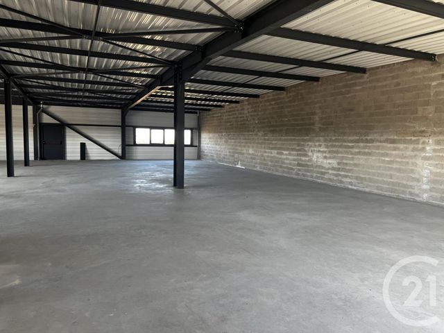 Afficher la photo en grand entreprise à louer - 717.0 m2 - LE MESNIL AMELOT - 77 - ILE-DE-FRANCE - Century 21 Gp Immobilier