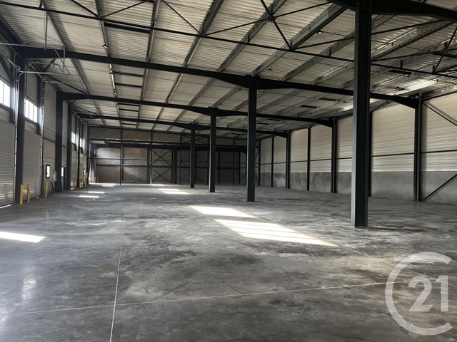 entreprise à louer - 1703.0 m2 - LE MESNIL AMELOT - 77 - ILE-DE-FRANCE - Century 21 Gp Immobilier