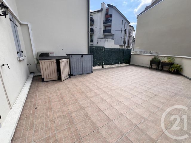 Afficher la photo en grand Appartement F3 à vendre - 3 pièces - 74.13 m2 - DAMMARTIN EN GOELE - 77 - ILE-DE-FRANCE - Century 21 Gp Immobilier