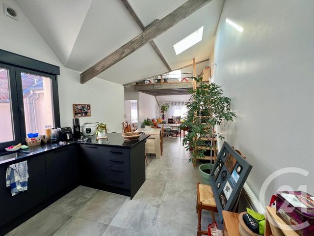 Appartement F2 à louer - 2 pièces - 60.65 m2 - CLAYE SOUILLY - 77 - ILE-DE-FRANCE - Century 21 Gp Immobilier