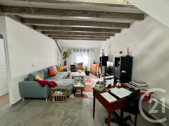 Appartement F2 à louer - 2 pièces - 60.65 m2 - CLAYE SOUILLY - 77 - ILE-DE-FRANCE - Century 21 Gp Immobilier