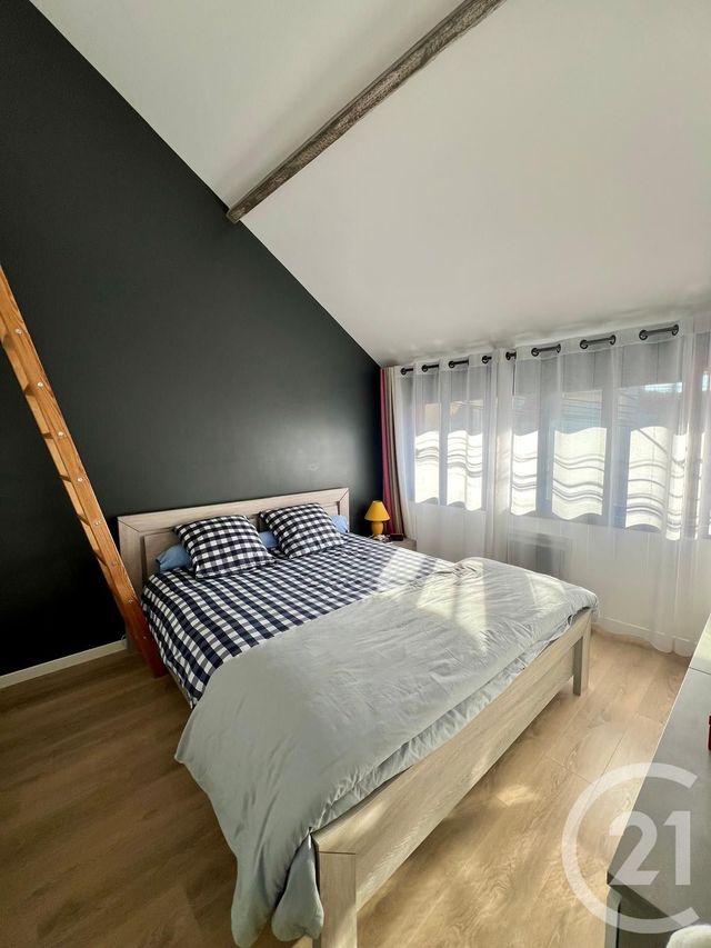 Appartement F2 à louer - 2 pièces - 60.65 m2 - CLAYE SOUILLY - 77 - ILE-DE-FRANCE - Century 21 Gp Immobilier