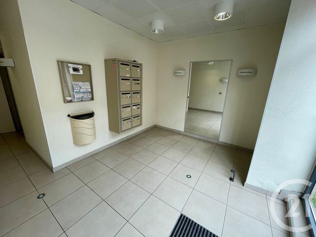 Appartement Studio à vendre - 1 pièce - 27.6 m2 - DAMMARTIN EN GOELE - 77 - ILE-DE-FRANCE - Century 21 Gp Immobilier