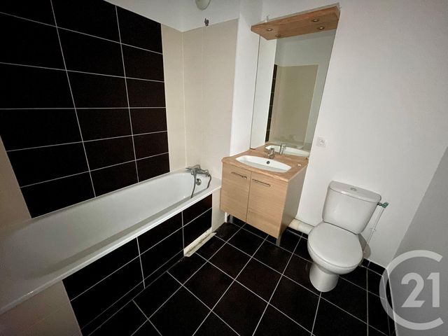 Appartement Studio à vendre - 1 pièce - 27.6 m2 - DAMMARTIN EN GOELE - 77 - ILE-DE-FRANCE - Century 21 Gp Immobilier