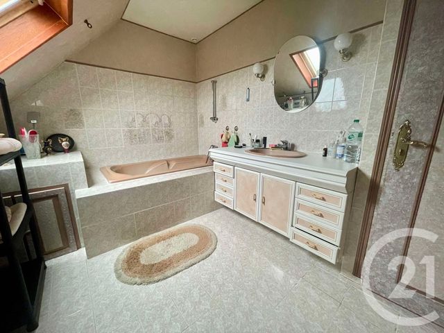 maison à vendre - 7 pièces - 140.3 m2 - IVERNY - 77 - ILE-DE-FRANCE - Century 21 Gp Immobilier