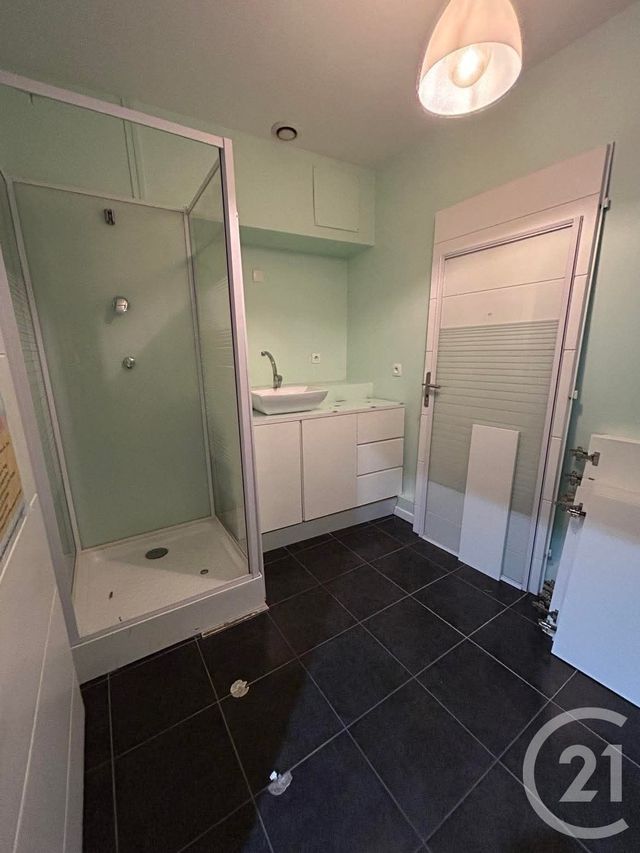 Appartement à louer - 2 pièces - 47.0 m2 - DAMMARTIN EN GOELE - 77 - ILE-DE-FRANCE - Century 21 Gp Immobilier