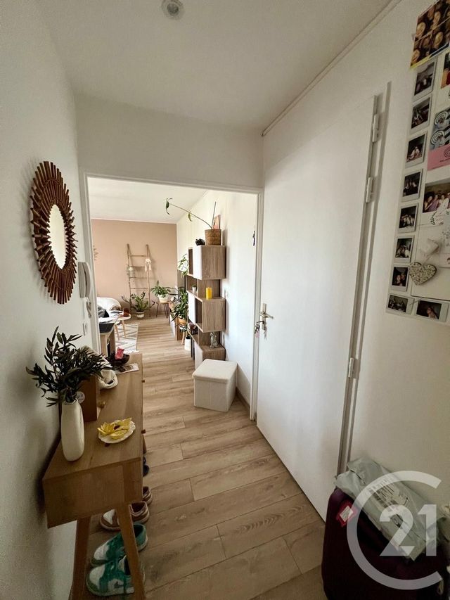 Appartement F2 à louer - 2 pièces - 47.2 m2 - VILLEPARISIS - 77 - ILE-DE-FRANCE - Century 21 Gp Immobilier