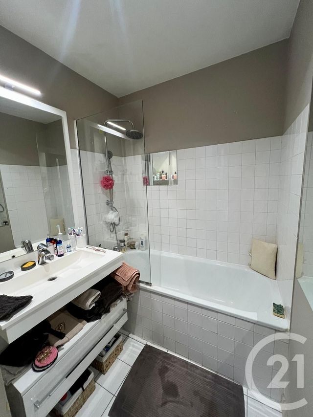 Appartement F2 à louer - 2 pièces - 47.2 m2 - VILLEPARISIS - 77 - ILE-DE-FRANCE - Century 21 Gp Immobilier