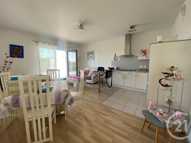 Appartement F3 à vendre - 3 pièces - 66.0 m2 - DAMMARTIN EN GOELE - 77 - ILE-DE-FRANCE - Century 21 Gp Immobilier