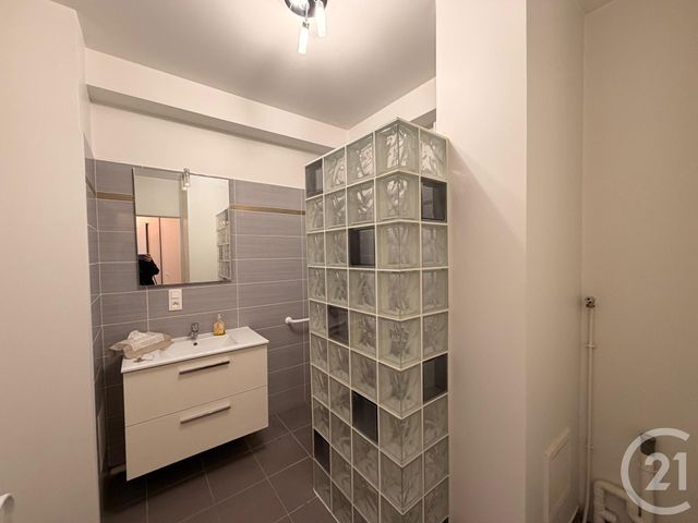 Appartement F3 à vendre - 3 pièces - 66.0 m2 - DAMMARTIN EN GOELE - 77 - ILE-DE-FRANCE - Century 21 Gp Immobilier