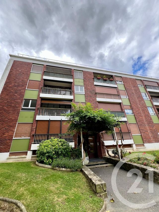 Appartement F5 à louer - 5 pièces - 88.07 m2 - SURVILLIERS - 95 - ILE-DE-FRANCE - Century 21 Gp Immobilier