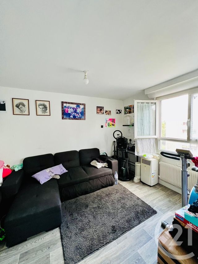 Appartement F5 à louer - 5 pièces - 88.07 m2 - SURVILLIERS - 95 - ILE-DE-FRANCE - Century 21 Gp Immobilier