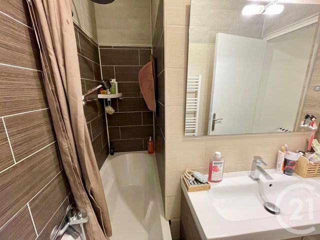 Appartement F3 à vendre - 3 pièces - 74.97 m2 - ST SOUPPLETS - 77 - ILE-DE-FRANCE - Century 21 Gp Immobilier