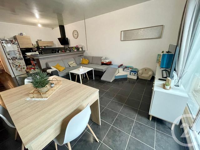 Appartement F3 à vendre - 3 pièces - 74.97 m2 - ST SOUPPLETS - 77 - ILE-DE-FRANCE - Century 21 Gp Immobilier
