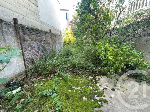 Afficher la photo en grand immeuble à vendre - 200.0 m2 - DAMMARTIN EN GOELE - 77 - ILE-DE-FRANCE - Century 21 Gp Immobilier