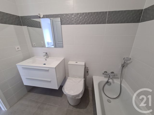 Afficher la photo en grand Appartement F2 à louer - 2 pièces - 45.95 m2 - CLAYE SOUILLY - 77 - ILE-DE-FRANCE - Century 21 Gp Immobilier