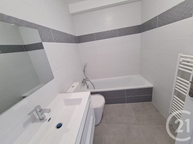 Afficher la photo en grand Appartement F2 à louer - 2 pièces - 45.95 m2 - CLAYE SOUILLY - 77 - ILE-DE-FRANCE - Century 21 Gp Immobilier