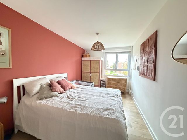 Appartement F3 à louer - 3 pièces - 80.53 m2 - SURVILLIERS - 95 - ILE-DE-FRANCE - Century 21 Gp Immobilier