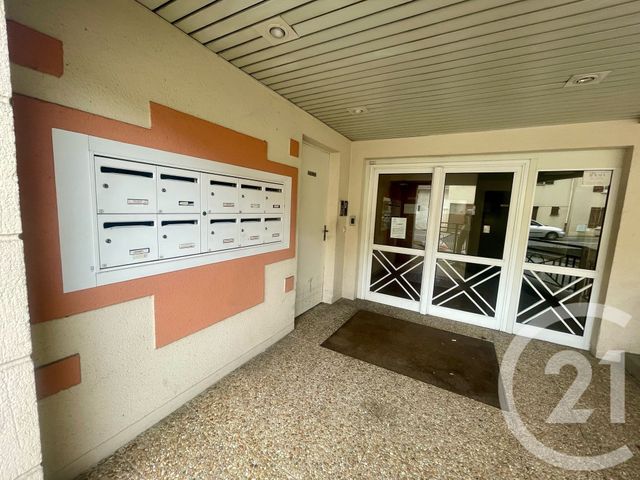 Afficher la photo en grand Appartement Studio à louer - 1 pièce - 33.84 m2 - CLAYE SOUILLY - 77 - ILE-DE-FRANCE - Century 21 Gp Immobilier