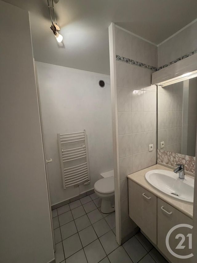 Afficher la photo en grand Appartement F1 à louer - 1 pièce - 31.74 m2 - OTHIS - 77 - ILE-DE-FRANCE - Century 21 Gp Immobilier