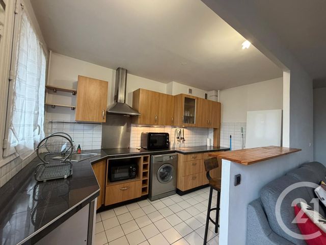 Appartement F2 à louer - 2 pièces - 44.25 m2 - BONDY - 93 - ILE-DE-FRANCE - Century 21 Gp Immobilier