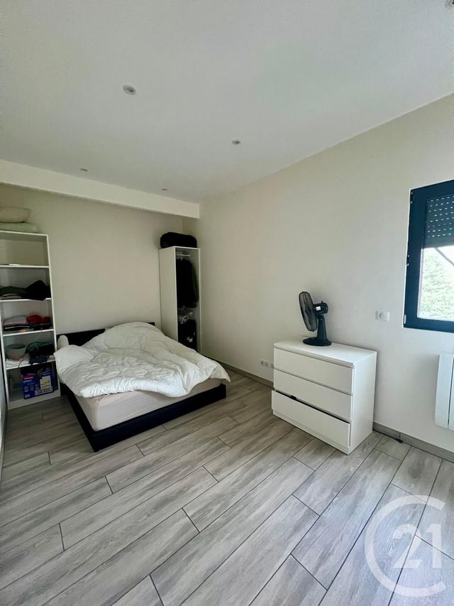 Appartement F3 à louer - 3 pièces - 59.0 m2 - ST MESMES - 77 - ILE-DE-FRANCE - Century 21 Gp Immobilier