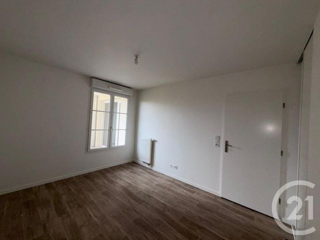 Appartement F2 à louer - 2 pièces - 44.61 m2 - LE PLESSIS BELLEVILLE - 60 - PICARDIE - Century 21 Gp Immobilier