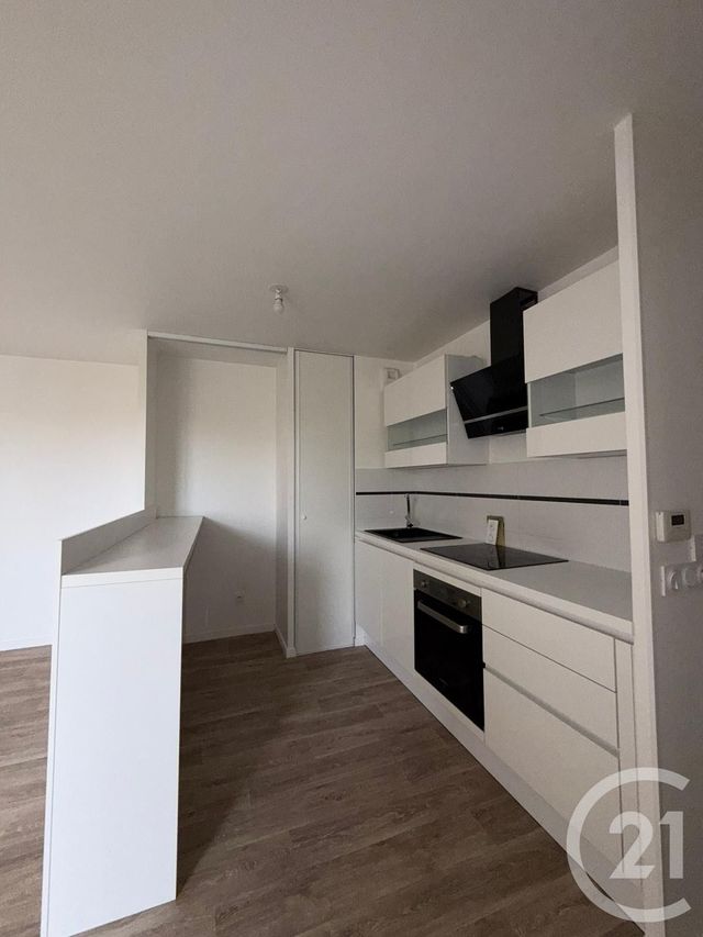 Appartement F2 à louer - 2 pièces - 44.61 m2 - LE PLESSIS BELLEVILLE - 60 - PICARDIE - Century 21 Gp Immobilier