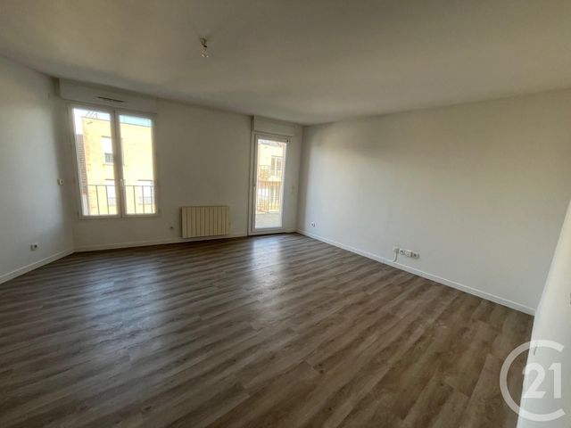 Appartement F4 à vendre - 5 pièces - 82.75 m2 - DAMMARTIN EN GOELE - 77 - ILE-DE-FRANCE - Century 21 Gp Immobilier