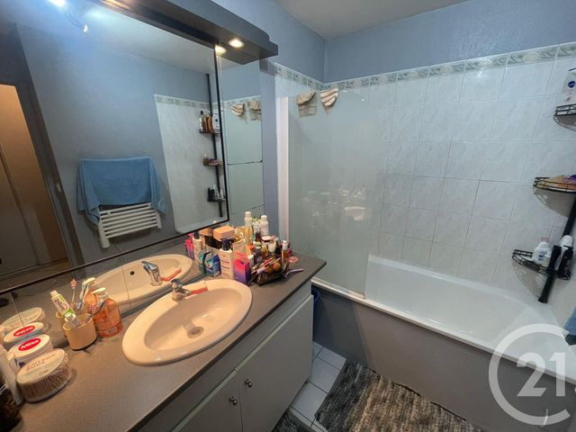 Appartement F2 à vendre - 2 pièces - 41.6 m2 - VILLENEUVE SOUS DAMMARTIN - 77 - ILE-DE-FRANCE - Century 21 Gp Immobilier