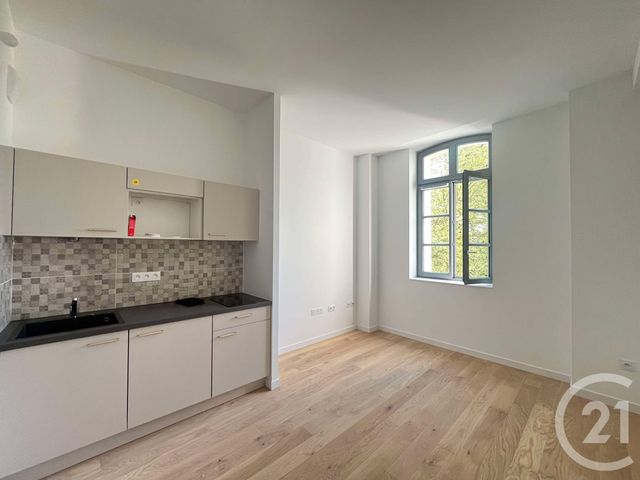 Appartement F1 à louer - 1 pièce - 23.7 m2 - JUILLY - 77 - ILE-DE-FRANCE - Century 21 Gp Immobilier
