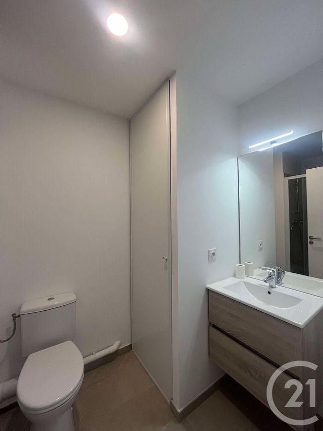 Appartement F1 à louer - 1 pièce - 23.7 m2 - JUILLY - 77 - ILE-DE-FRANCE - Century 21 Gp Immobilier