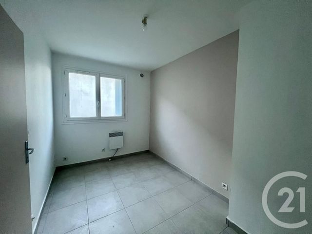 Appartement F2 à louer - 2 pièces - 27.65 m2 - LE PLESSIS BELLEVILLE - 60 - PICARDIE - Century 21 Gp Immobilier