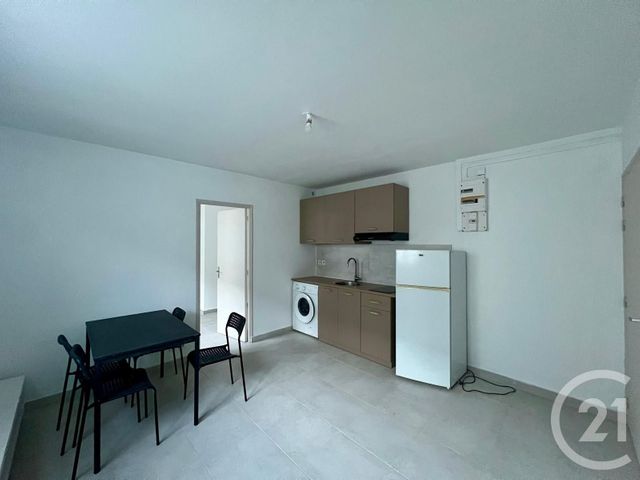 Appartement F2 à louer - 2 pièces - 27.65 m2 - LE PLESSIS BELLEVILLE - 60 - PICARDIE - Century 21 Gp Immobilier