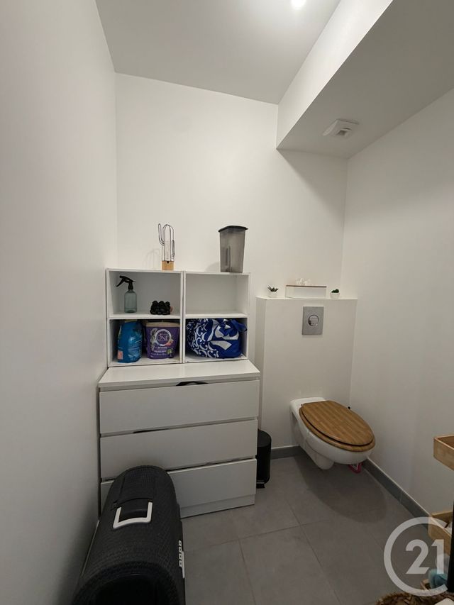 Appartement F2 à louer - 2 pièces - 46.95 m2 - LONGPERRIER - 77 - ILE-DE-FRANCE - Century 21 Gp Immobilier