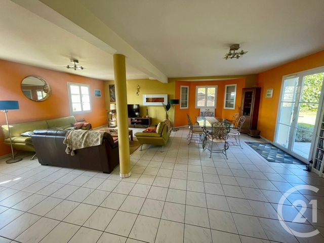 maison à vendre - 6 pièces - 189.0 m2 - MONTGE EN GOELE - 77 - ILE-DE-FRANCE - Century 21 Gp Immobilier