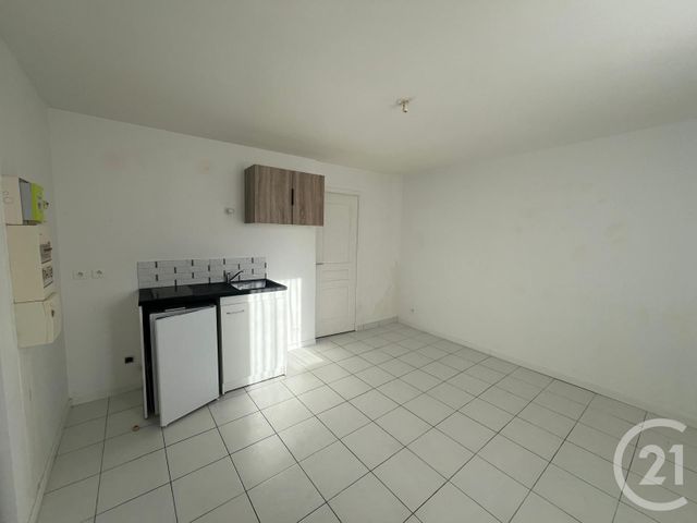 Appartement Studio à louer - 1 pièce - 18.48 m2 - PENCHARD - 77 - ILE-DE-FRANCE - Century 21 Gp Immobilier