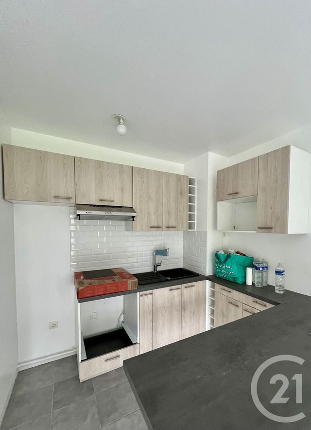 Appartement F2 à louer - 2 pièces - 41.06 m2 - VILLEPARISIS - 77 - ILE-DE-FRANCE - Century 21 Gp Immobilier