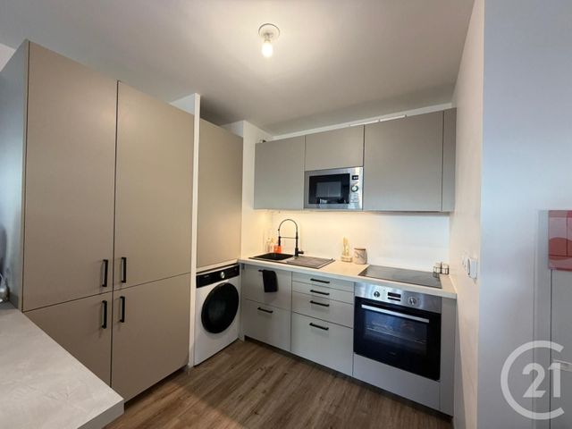 Appartement F2 à louer - 2 pièces - 38.67 m2 - LE PLESSIS BELLEVILLE - 60 - PICARDIE - Century 21 Gp Immobilier