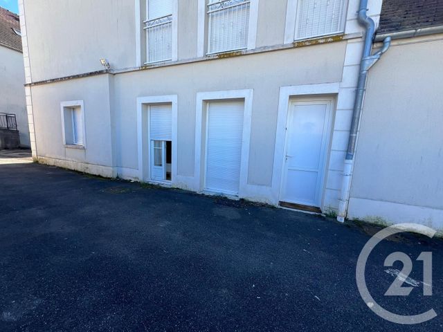 Appartement F3 à louer - 3 pièces - 60.39 m2 - NANTEUIL LE HAUDOUIN - 60 - PICARDIE - Century 21 Gp Immobilier