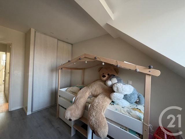 Appartement Duplex à louer - 4 pièces - 65.65 m2 - MESSY - 77 - ILE-DE-FRANCE - Century 21 Gp Immobilier