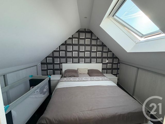 Appartement Duplex à louer - 4 pièces - 65.65 m2 - MESSY - 77 - ILE-DE-FRANCE - Century 21 Gp Immobilier