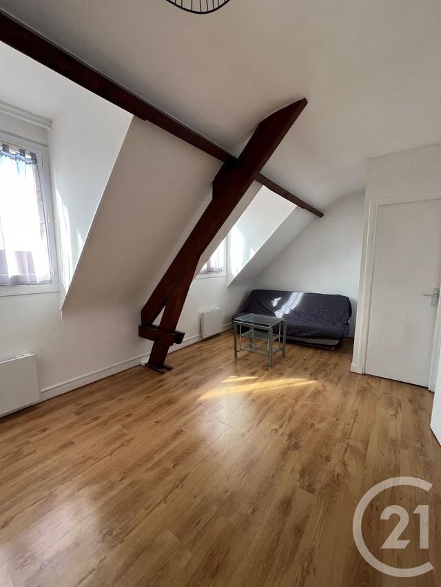 Appartement Studio à louer - 1 pièce - 23.43 m2 - DAMMARTIN EN GOELE - 77 - ILE-DE-FRANCE - Century 21 Gp Immobilier