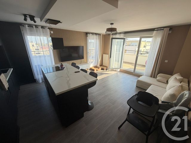 Appartement F3 à louer - 3 pièces - 65.0 m2 - OTHIS - 77 - ILE-DE-FRANCE - Century 21 Gp Immobilier