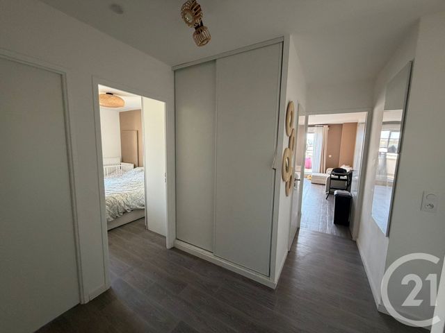 Appartement F3 à louer - 3 pièces - 65.0 m2 - OTHIS - 77 - ILE-DE-FRANCE - Century 21 Gp Immobilier