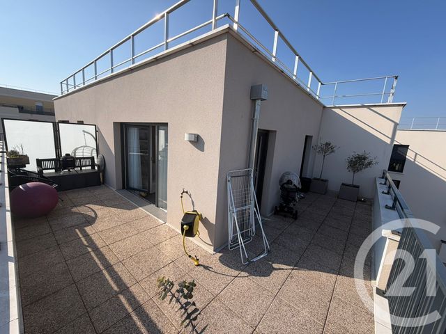 Appartement F3 à louer - 3 pièces - 65.0 m2 - OTHIS - 77 - ILE-DE-FRANCE - Century 21 Gp Immobilier